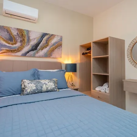 Seaside Euphoria 2 -brand New Vila