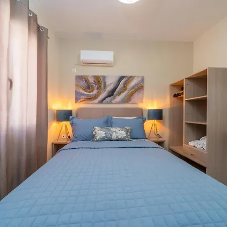 Vila Seaside Euphoria 2 -brand New *