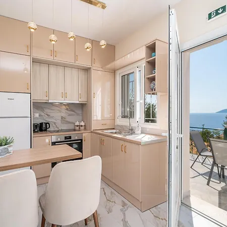 Seaside Euphoria 2 -brand New Vila *