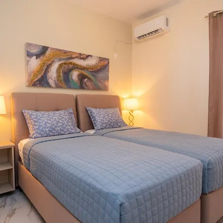 Villa Seaside Euphoria 2 -brand New *